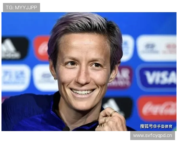 梅根拉皮诺这工资条比我家年终奖还厚，穿运动鞋的日常到底怎么花钱？